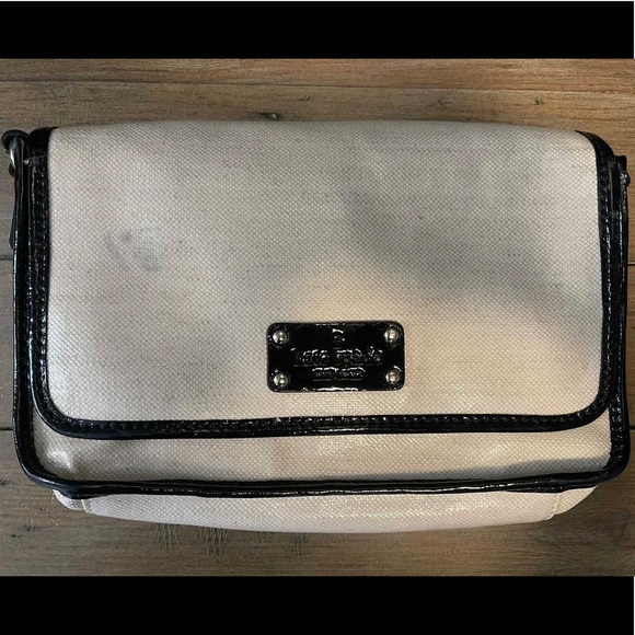 Authentic Kate Spade purse - Picture 1 of 2